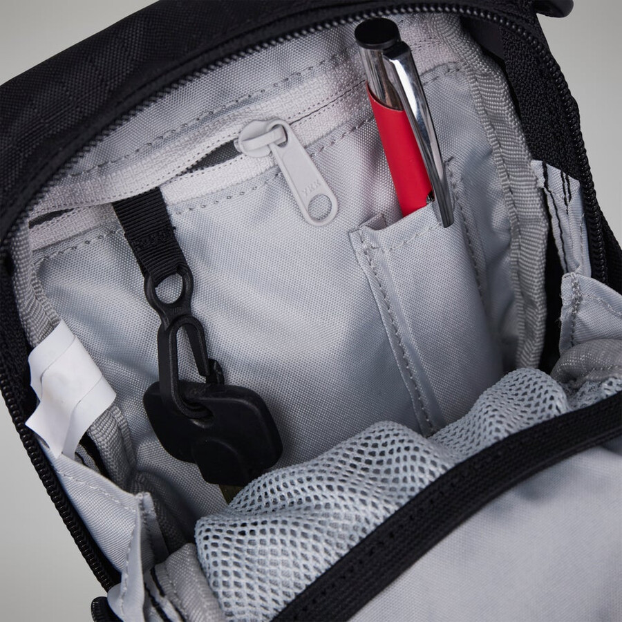 unisex xodus x-body small bags - black berghaus