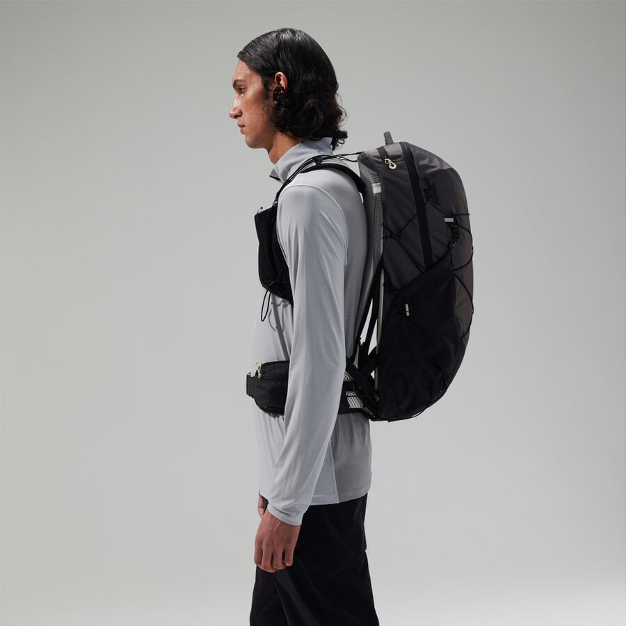unisex freeflow 24l pack greyblack berghaus