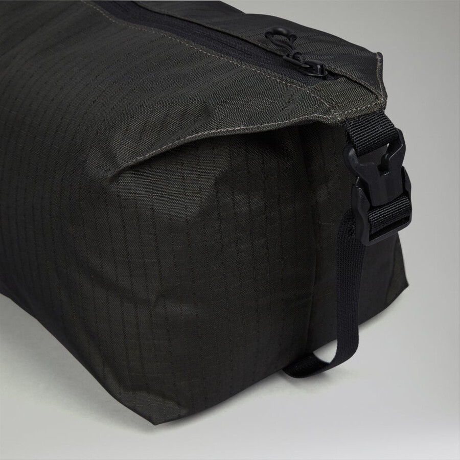 unisex wanderwise packing cube l - black berghaus