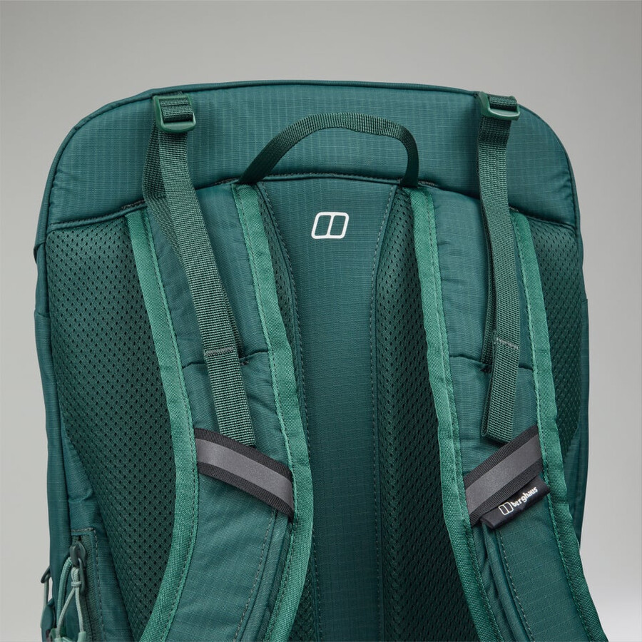 unisex 247 365 u28 rucksack - green berghaus