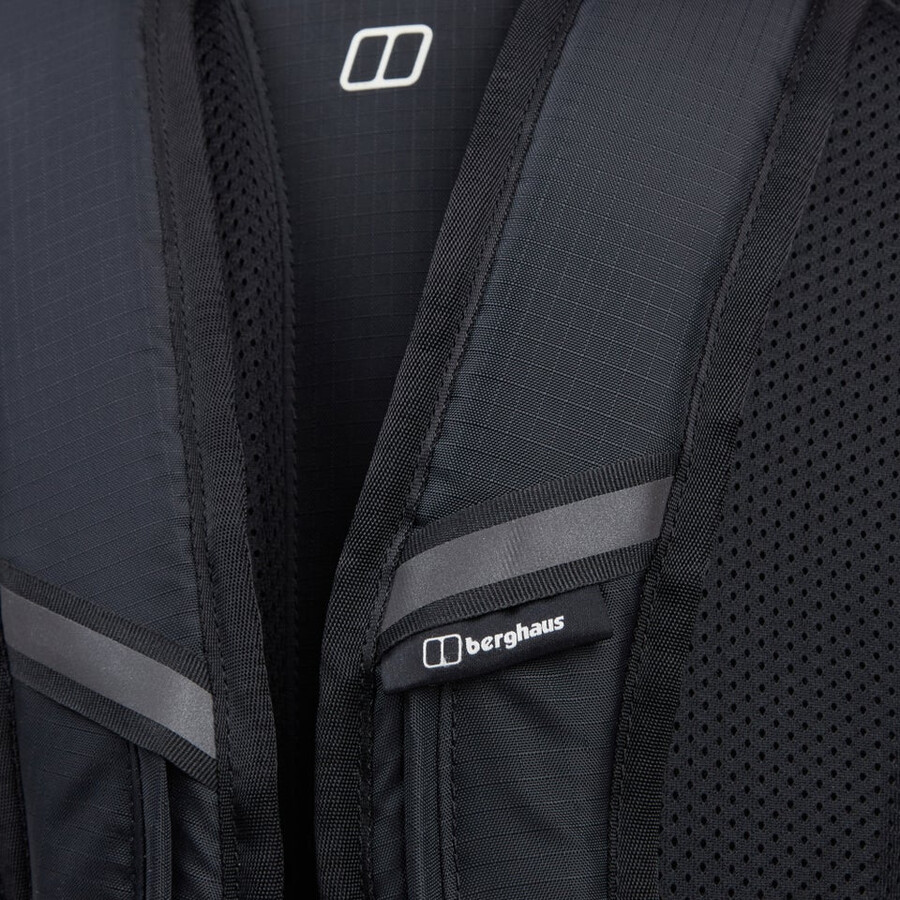 unisex 247 365 u18 rucksack - black berghaus