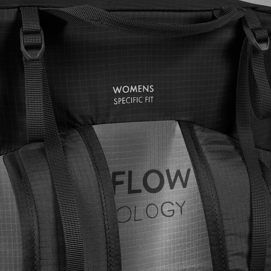 womens remote hike f23 backpack - black berghaus
