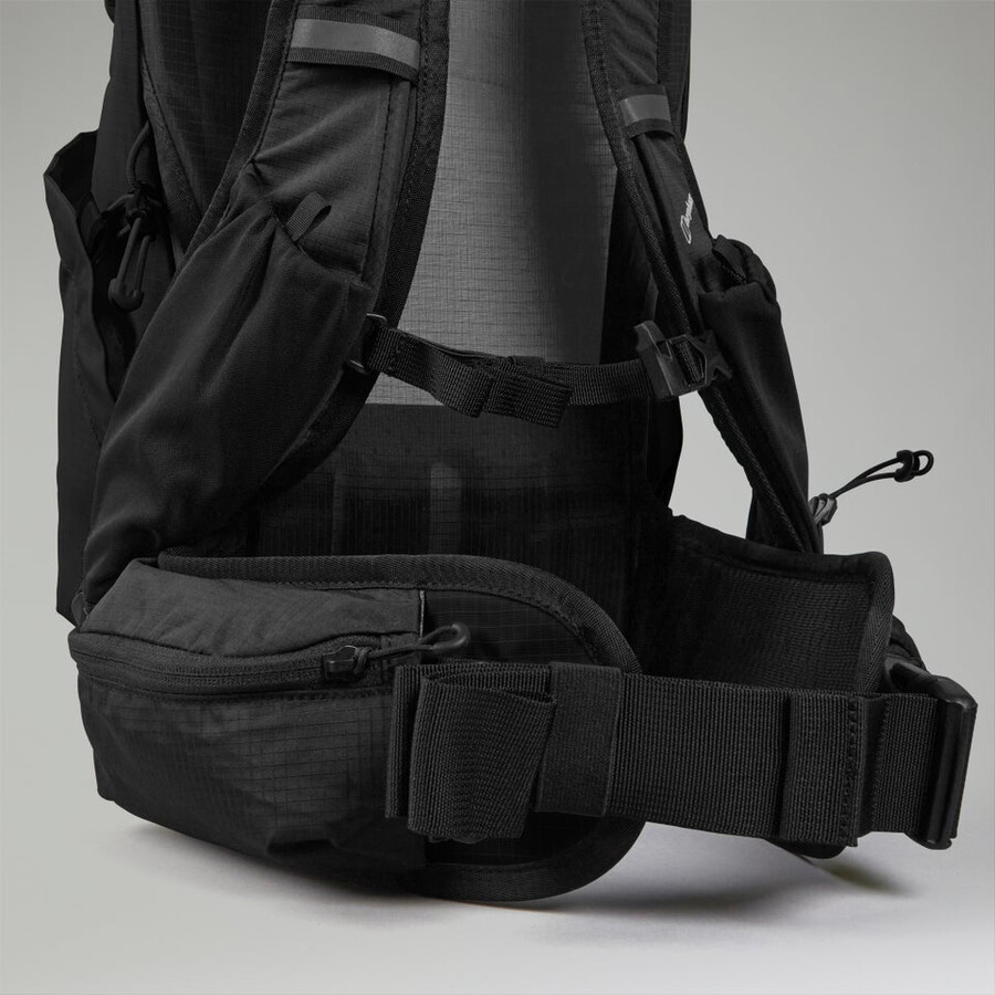 mens remote hike m23 backpack - black berghaus