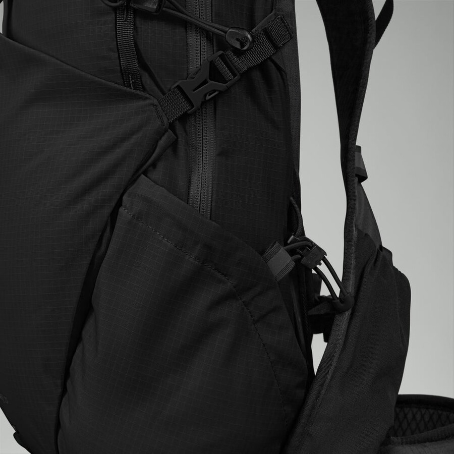 mens remote hike m23 backpack - black berghaus
