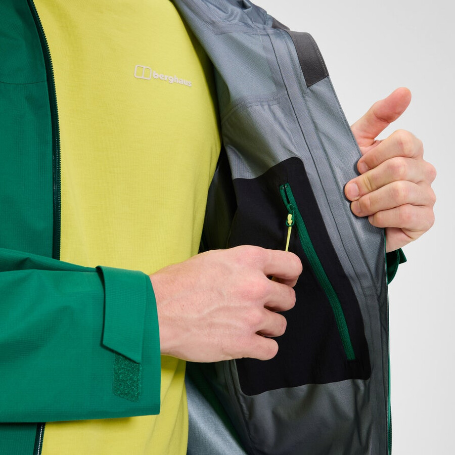 mens summit seeker gore-tex jacket - green berghaus