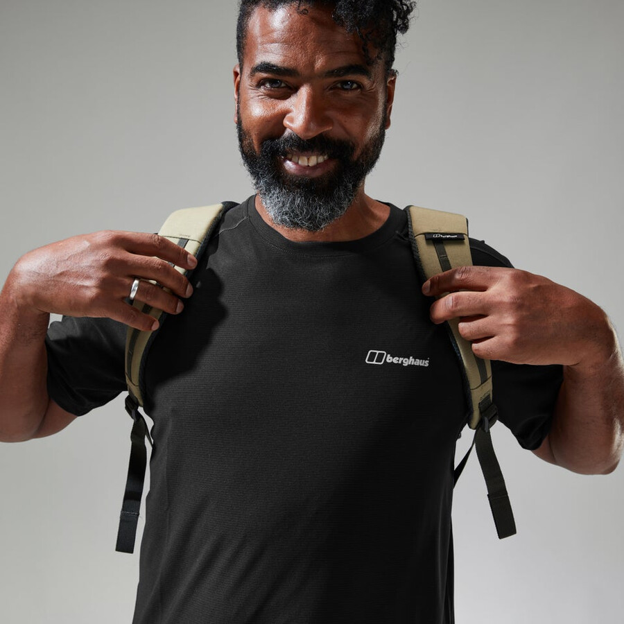 mens 247 tech tee super stretch crew - black berghaus