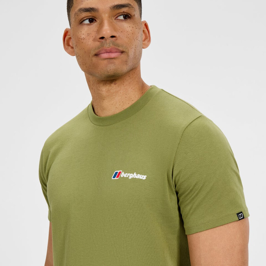 mens class logo tee - green berghaus