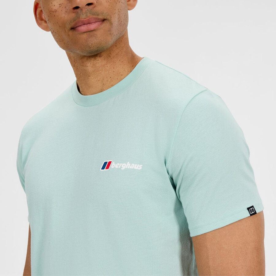 mens class logo tee - green berghaus