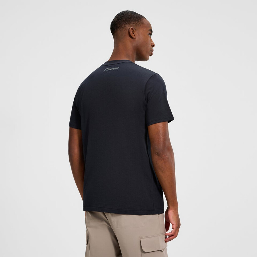 mens glitched blocks tee - black berghaus
