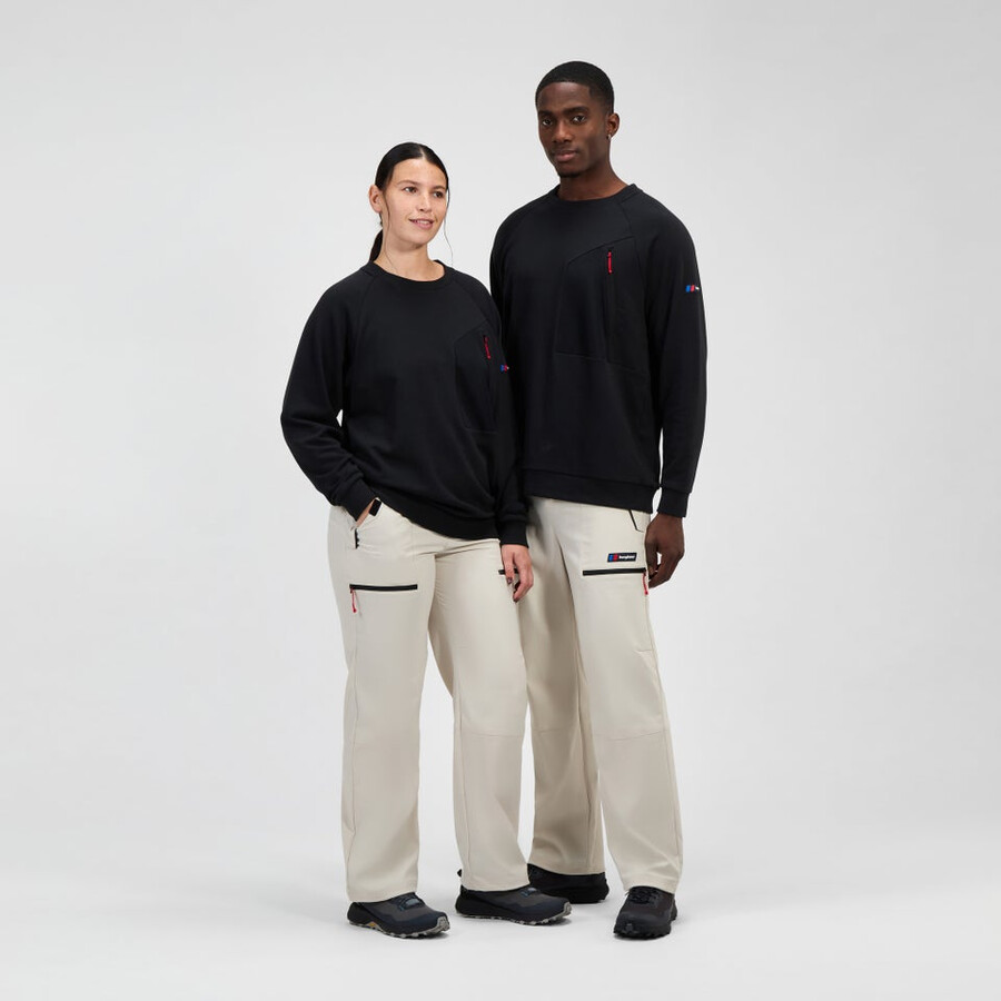 unisex storm 25 crew sweater - black berghaus