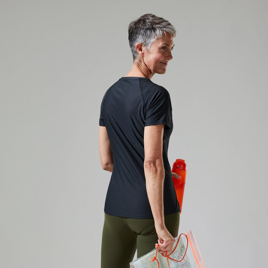 womens 247 tech tee super stretch crew - black berghaus