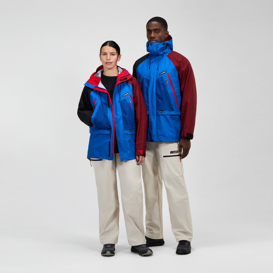 unisex storm 25 gore-tex jacket - bluered berghaus