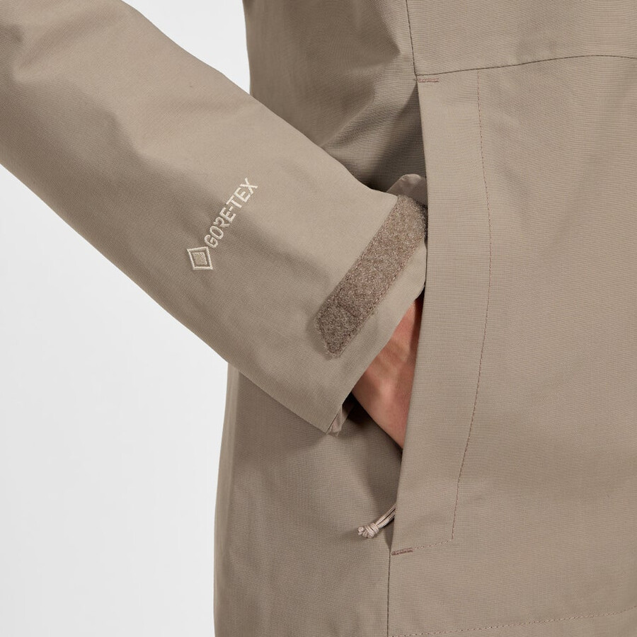 womens hillwalker 2.0 interactive gore-tex waterproof jacket - natural berghaus